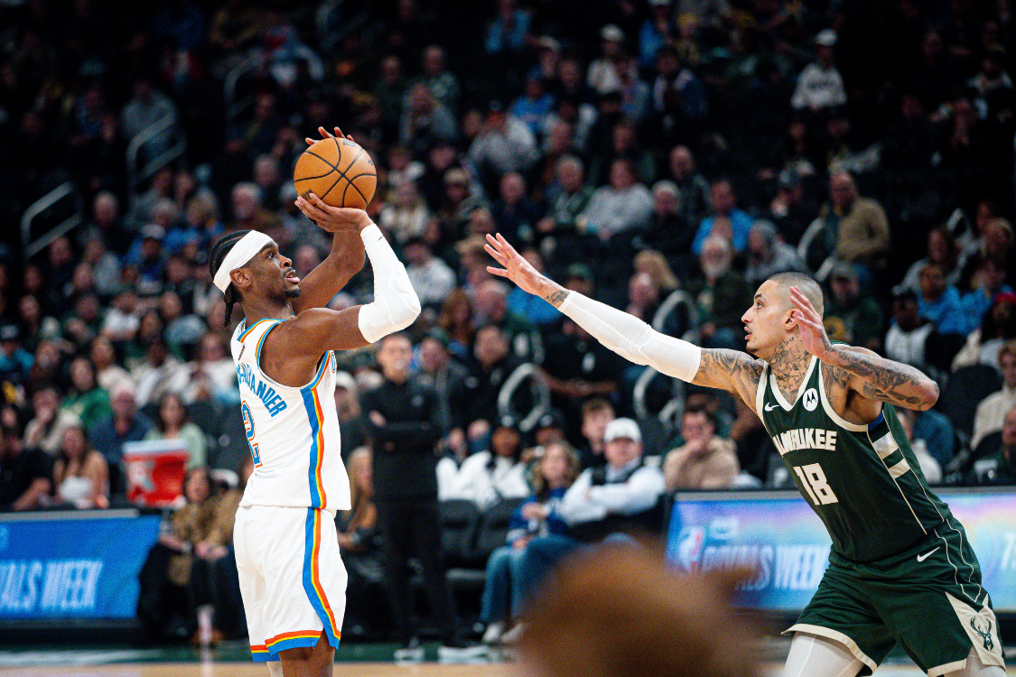 九游网页版-亚历山大40分7篮板11助攻雷霆擒雄鹿2连胜，字母哥19分14板7助