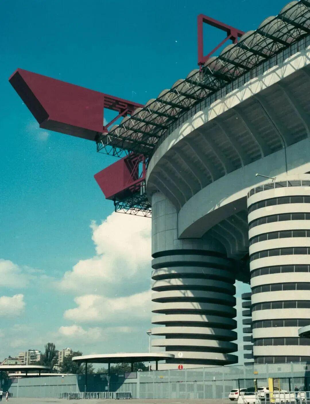 九游（中国）-2026米兰冬奥会即将开幕，宁忠岩、张楚桐担任中国体育代表团旗手